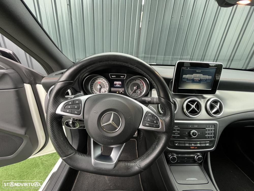 Mercedes-Benz CLA 220 Shooting Brake (CDI) d 7G-DCT Orange Art Edition - 11