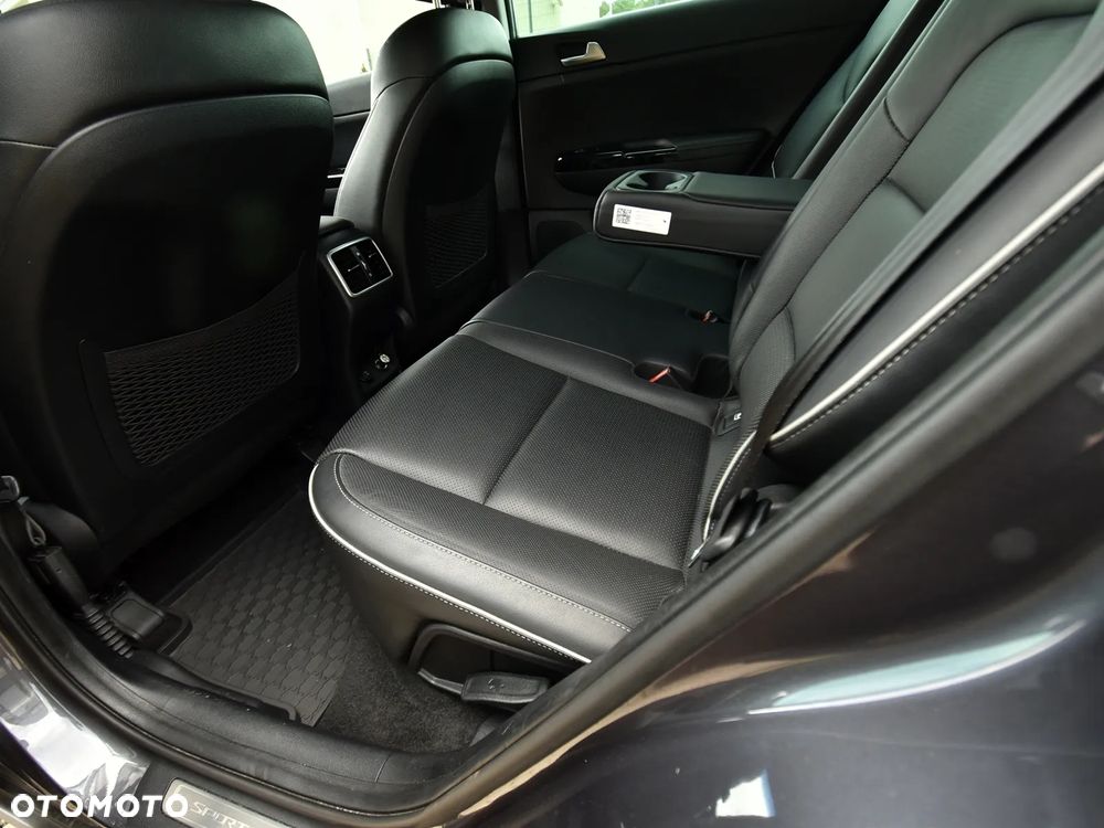 Kia Sportage 2,0 CRDI AWD Platinum - 31