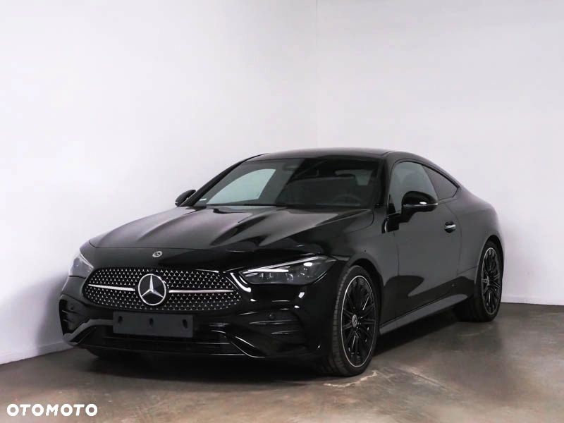 Mercedes-Benz CLE 300 mHEV 4-Matic AMG Line - 1