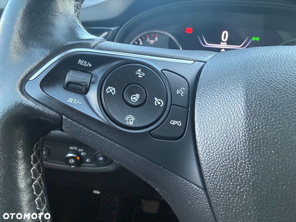 Opel Insignia 1.5 T Enjoy S&S - 36