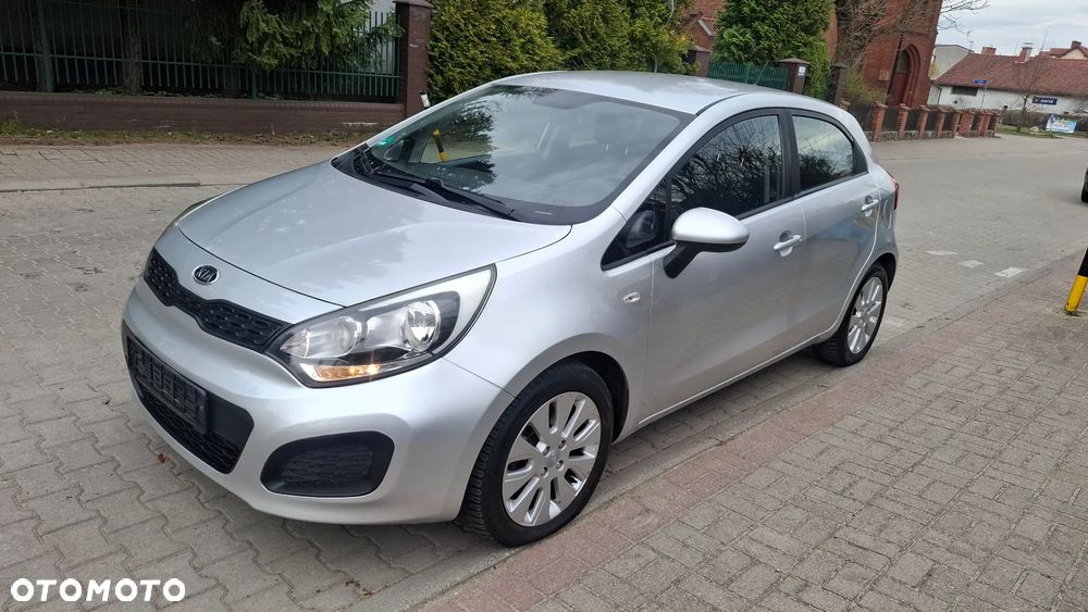 Kia Rio 1.2 Dream Team Edition - 1