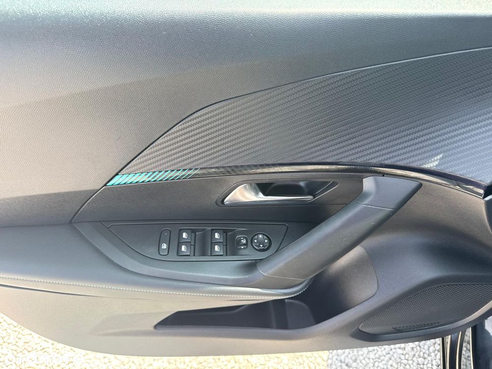 Peugeot 2008 BlueHDi 110 Allure - 18