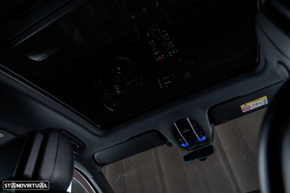 Porsche Cayenne - 30