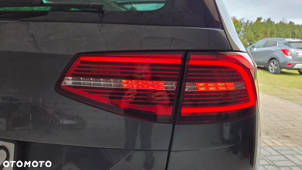 Volkswagen Passat Variant 1.6 TDI (BlueMotion Technology) Comfortline - 32