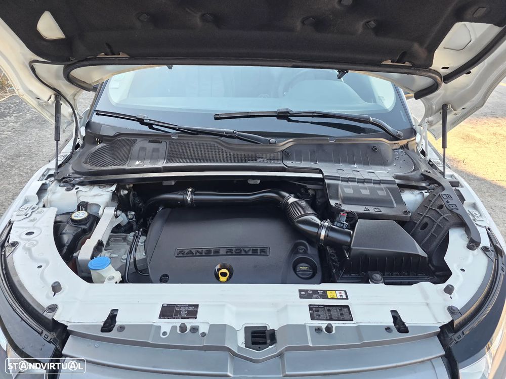 Land Rover Range Rover Evoque 2.2 TD4 Prestige Auto - 6