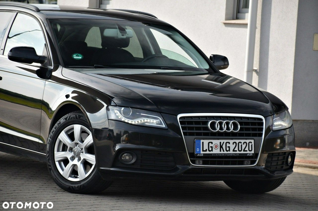 Audi A4 - 4