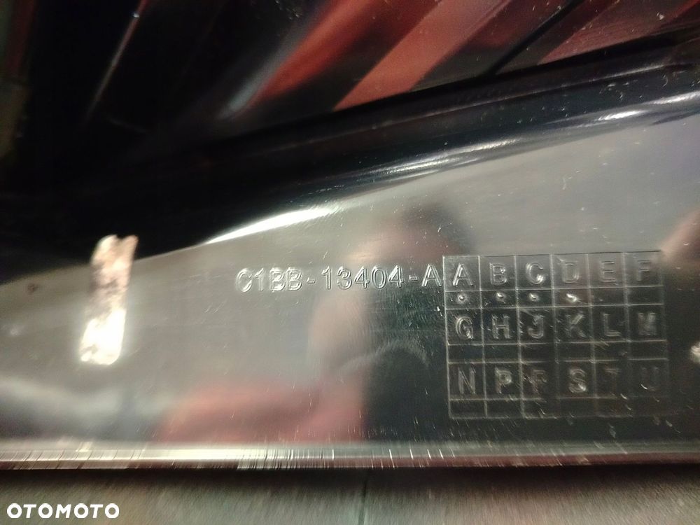 ford fiesta mk7 lift 12r- lampa prawy tył prawa tylna c1bb-13404-a - 4