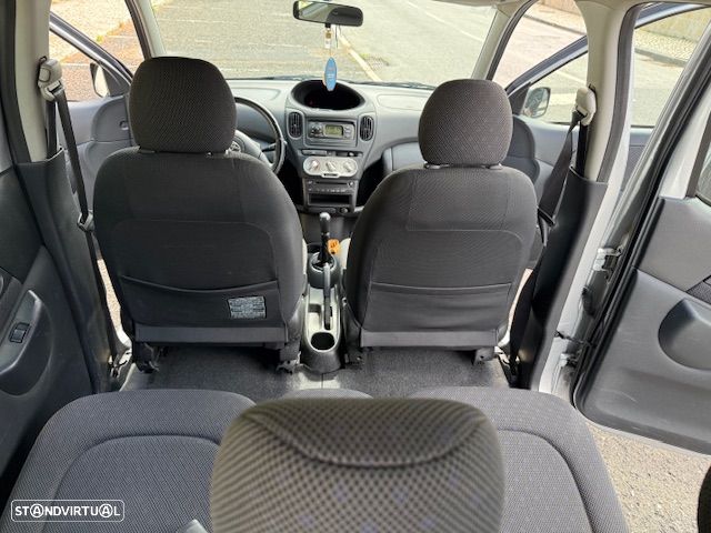 Toyota Yaris Verso 1.4 D-4D Sol ABS+CD - 12