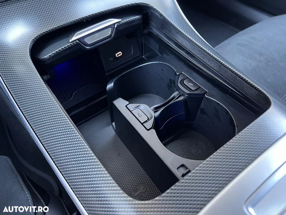 Mercedes-Benz C 300 MHEV 4MATIC - 13