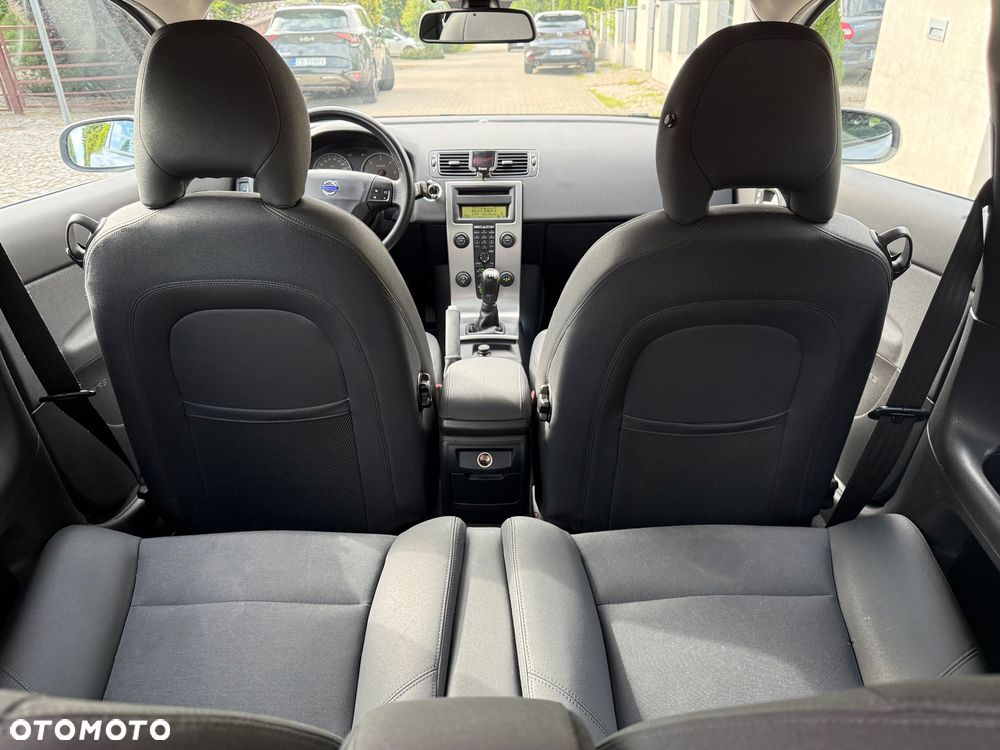 Volvo C30 2.0D - 15
