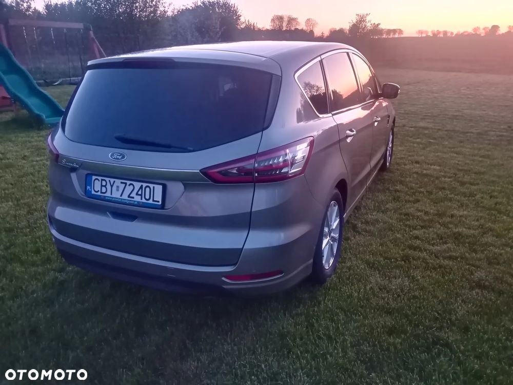 Ford S-Max - 10