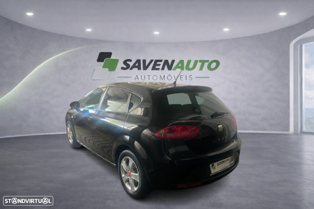 SEAT Leon 1.6 TDI ECOMOTIVE Sport Start/Stop - 14