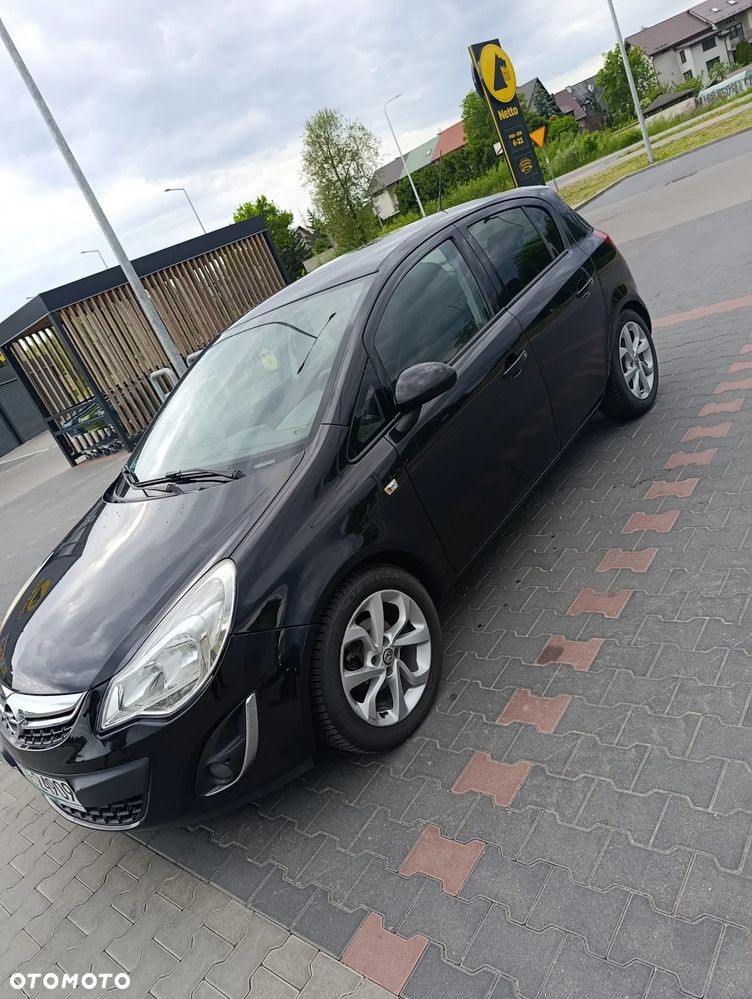 Opel Corsa - 1