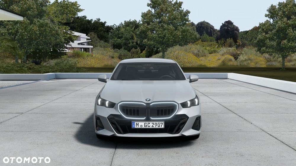 BMW Seria 5 520d mHEV M Sport - 3