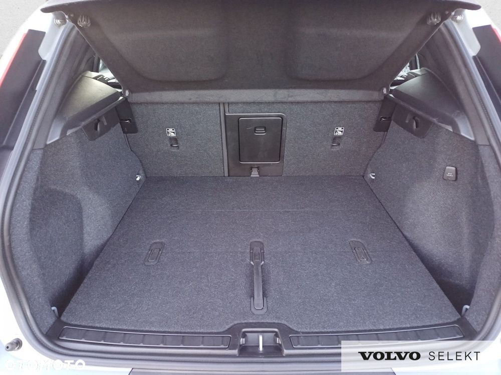 Volvo XC 40 - 19