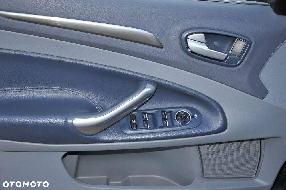 Ford Mondeo 1.8 TDCi Titanium - 32