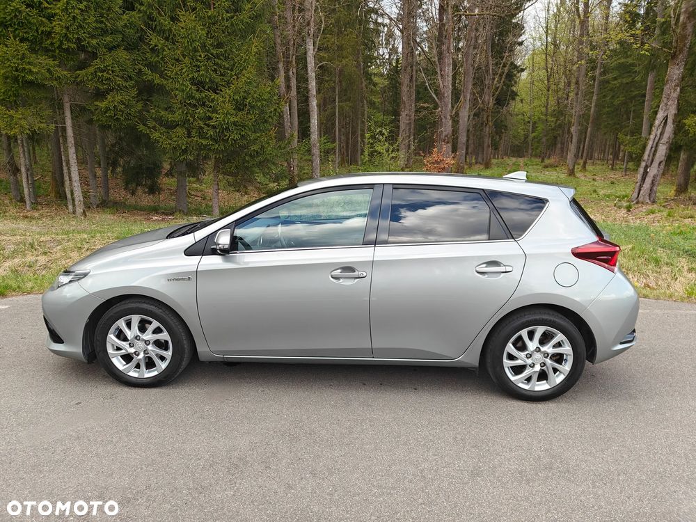 Toyota Auris - 5