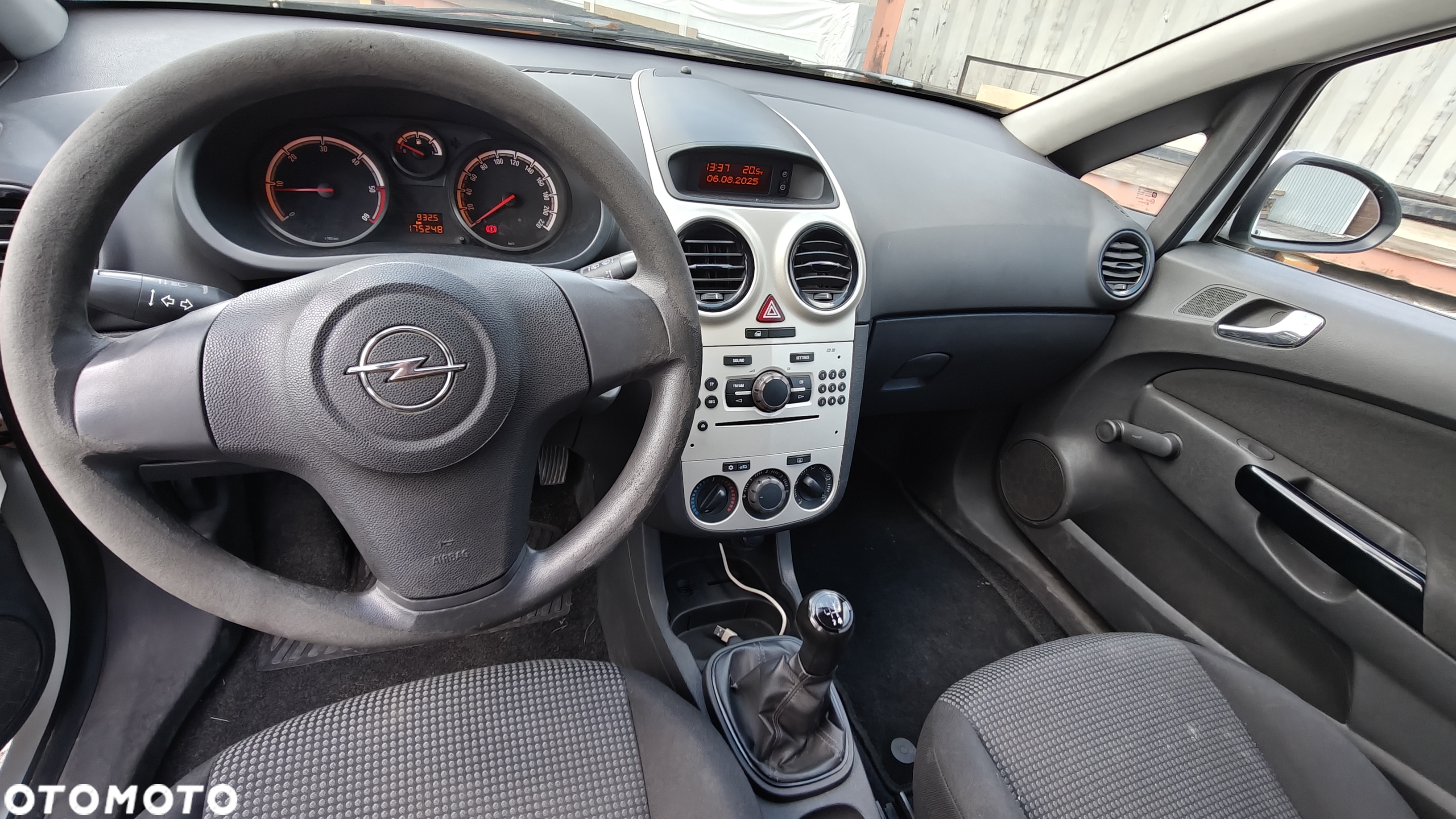 Opel Corsa - 6