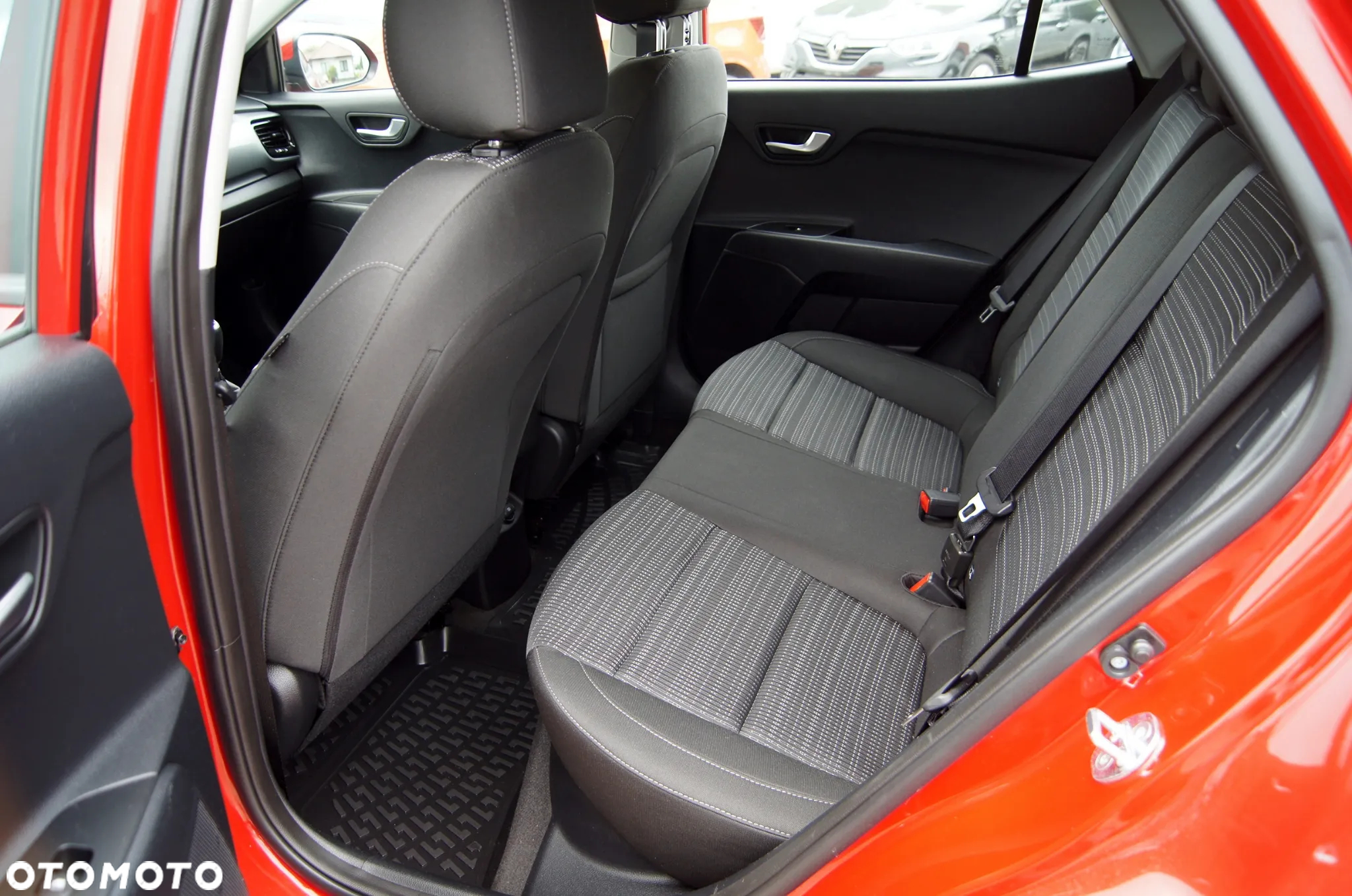 Kia Stonic 1.0 T-GDI L - 9