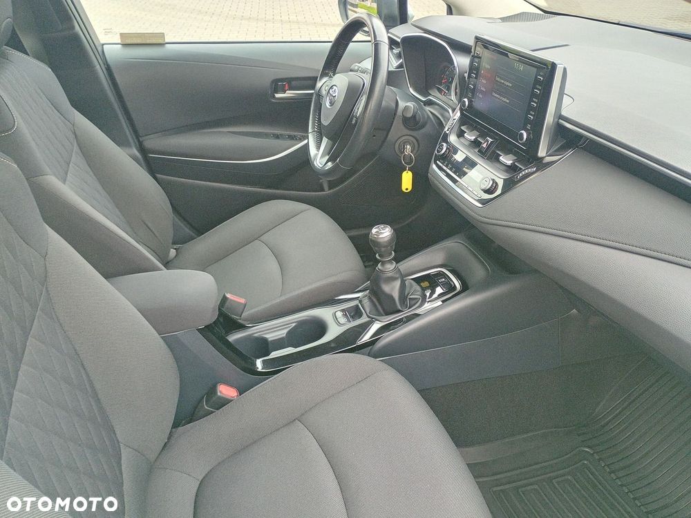 Toyota Corolla - 11