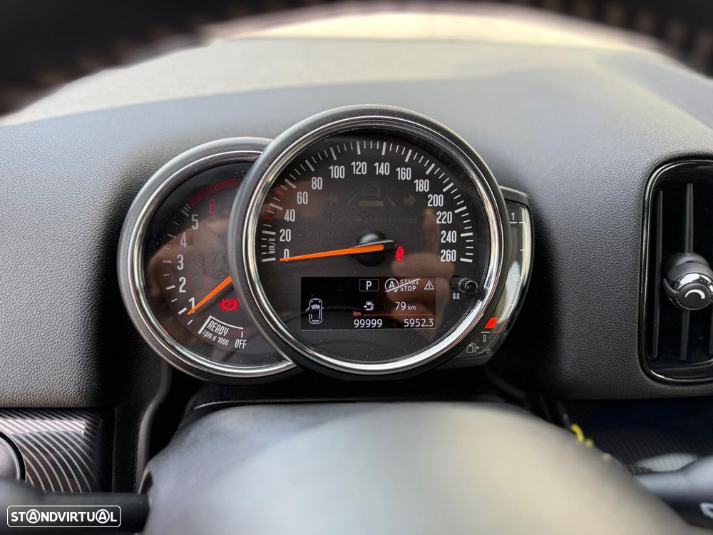 MINI Countryman Cooper D Auto - 10