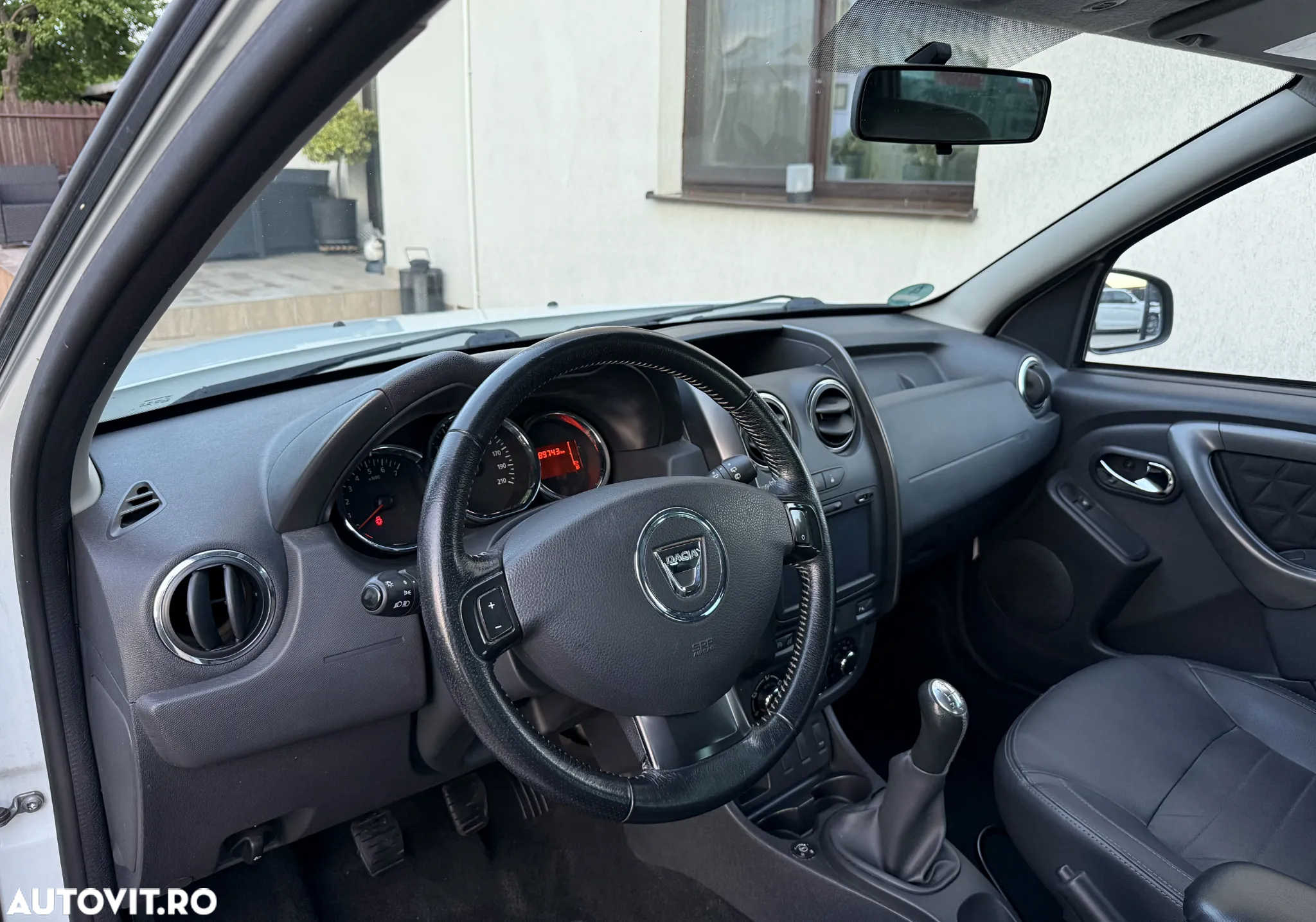 Dacia Duster 1.6 16V 4x2 Prestige - 16