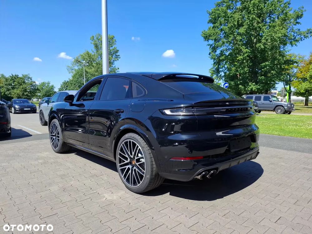 Porsche Cayenne E-Hybrid PHEV Black Edition - 3