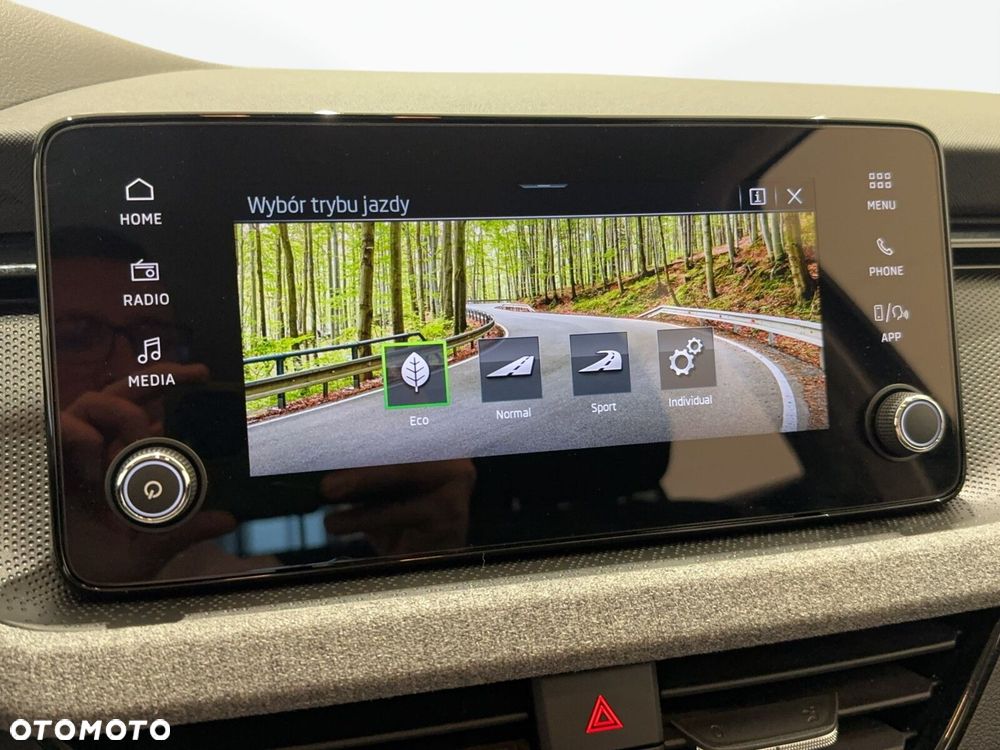 Skoda Kamiq 1.0 TSI Selection - 27