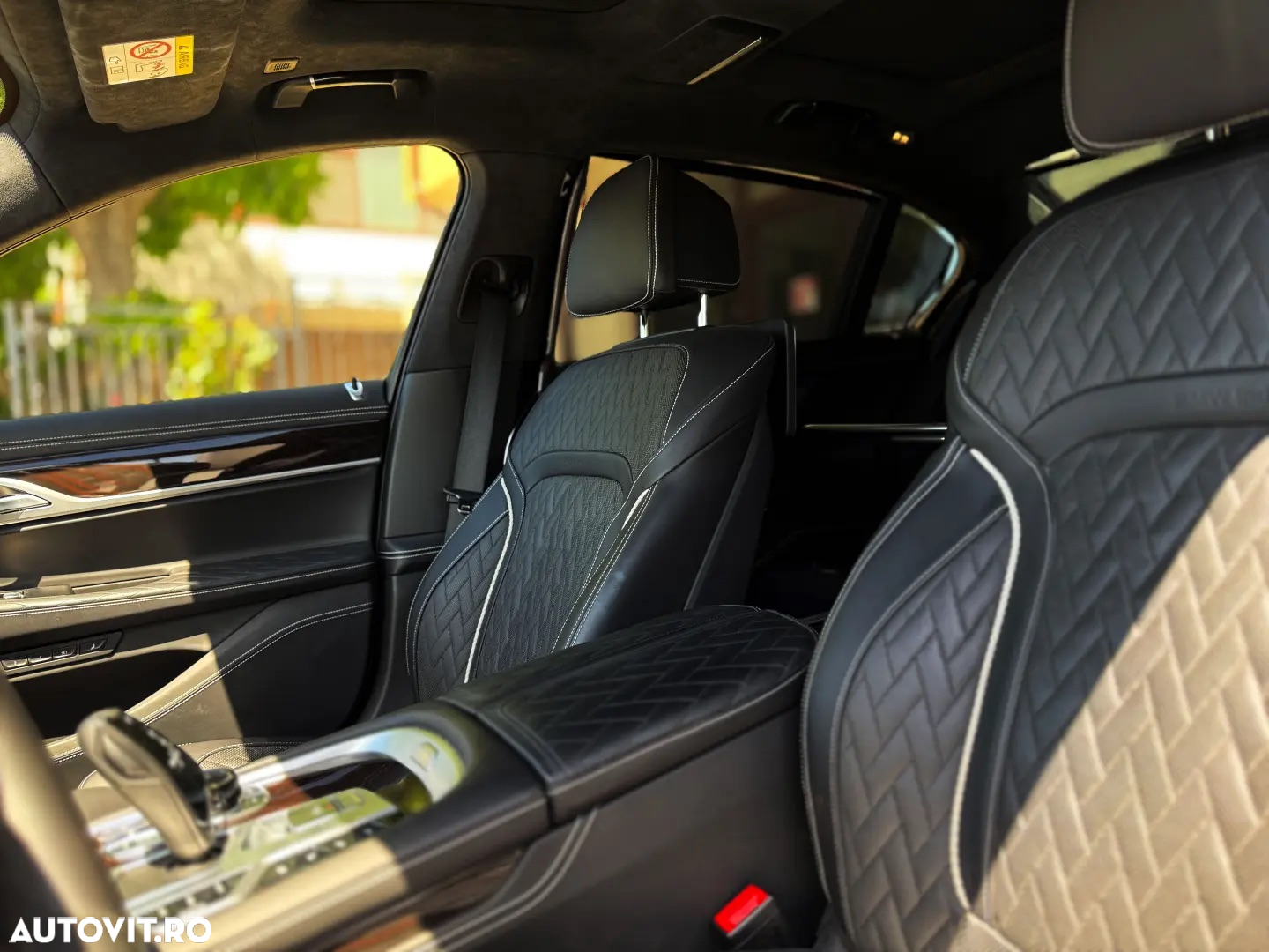 BMW Seria 7 745Le xDrive AT PHEV - 26
