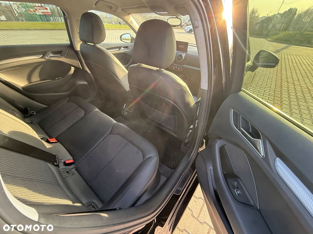 Audi A3 Sportback 1.2 TFSI Attraction - 7