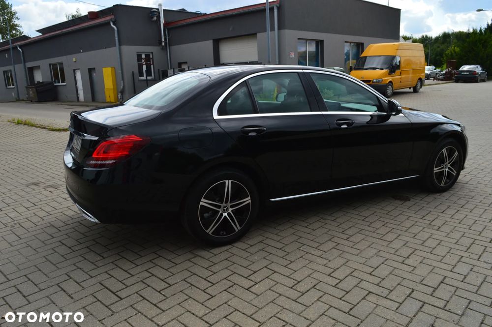 Mercedes-Benz Klasa C 160 9G-TRONIC - 12