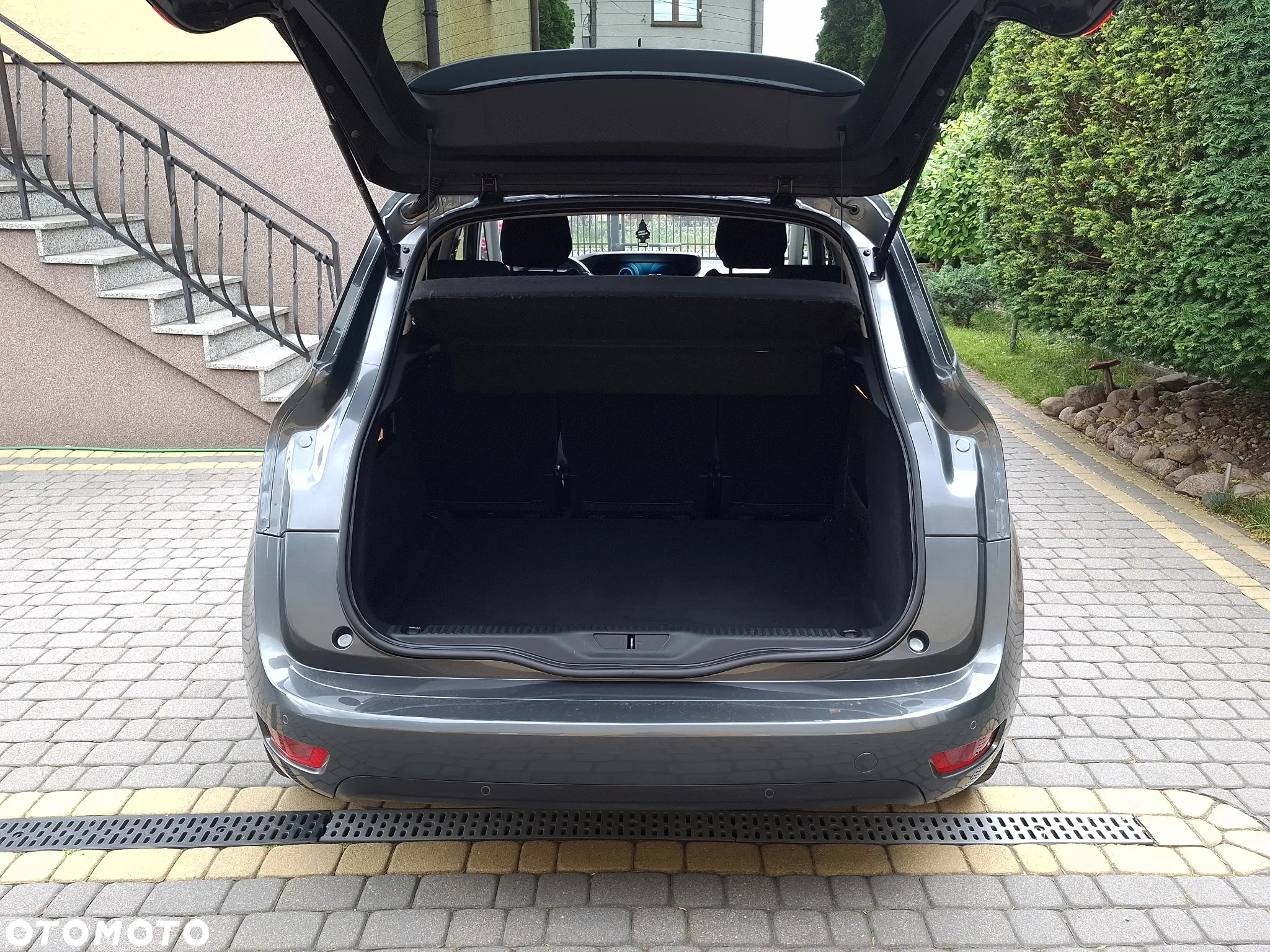 Citroën C4 Picasso 1.6 e-HDi Exclusive - 14
