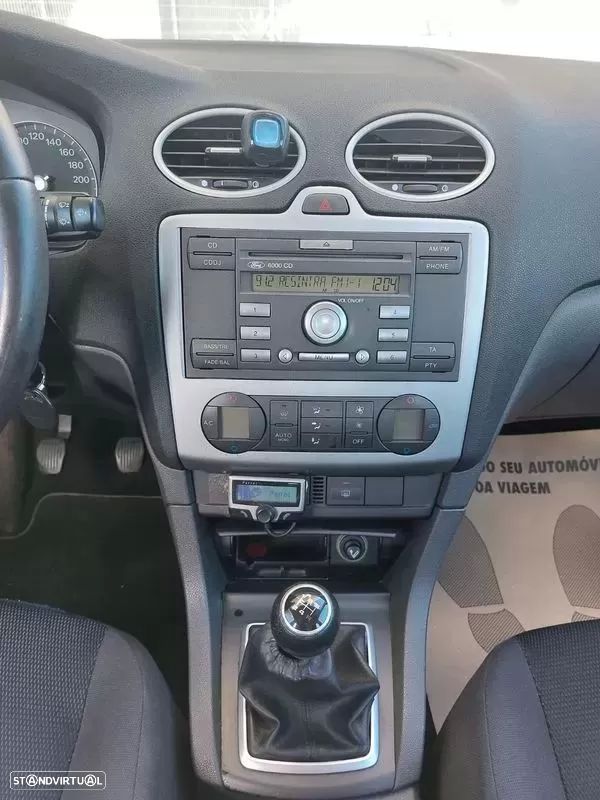 Ford Focus SW 1.6 TDCi Trend - 26