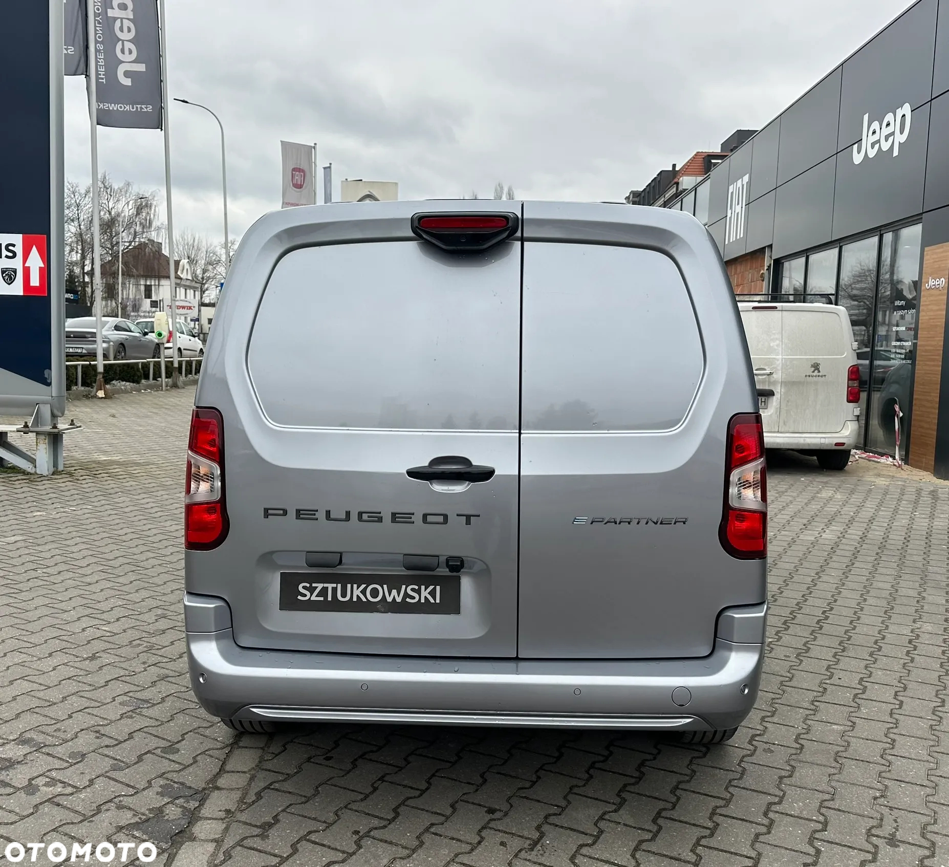 Peugeot e-Partner Furgon Long 750kg EV 136 KM, zasięg 330 km (akumulator 50 kWh) - 14