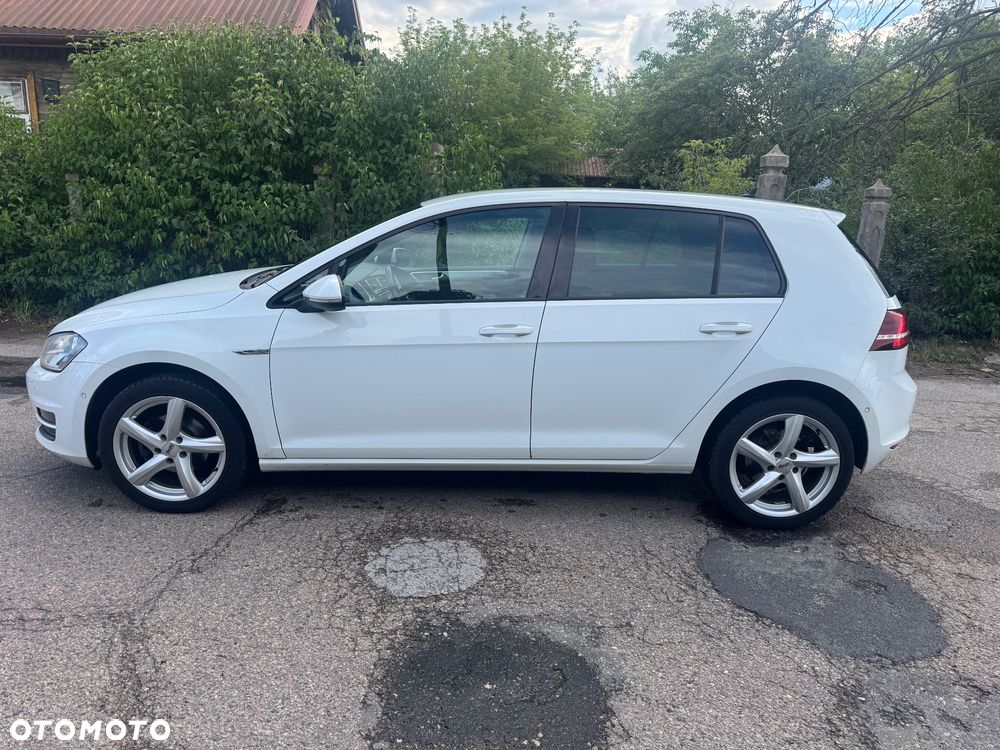 Volkswagen Golf 1.2 TSI BMT Trendline Perfectline - 5