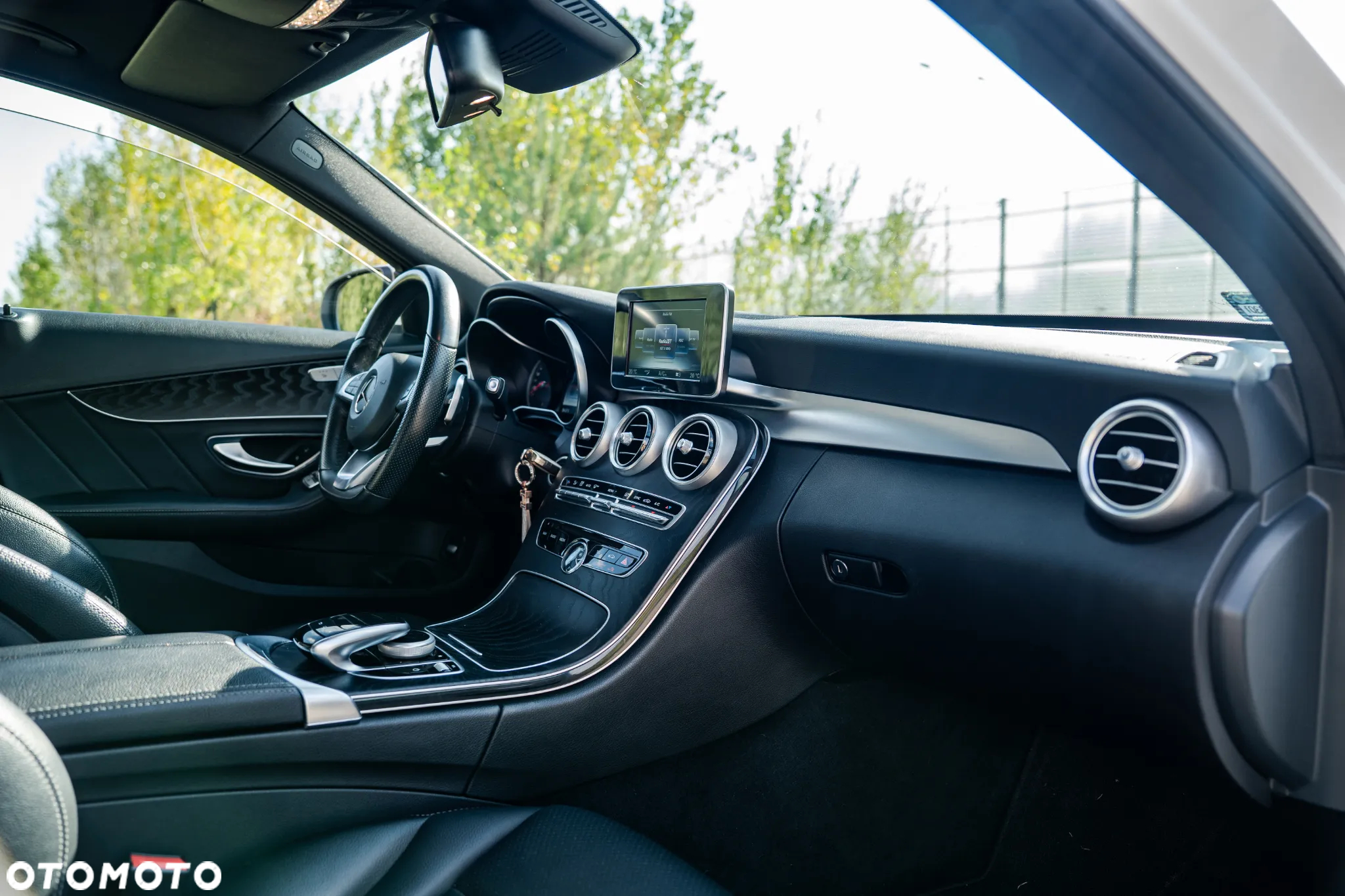 Mercedes-Benz Klasa C 200 4-Matic 7G-TRONIC - 19