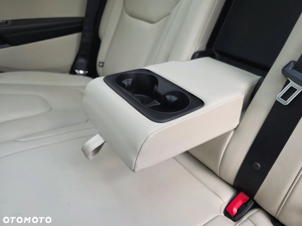 Ford Edge - 26