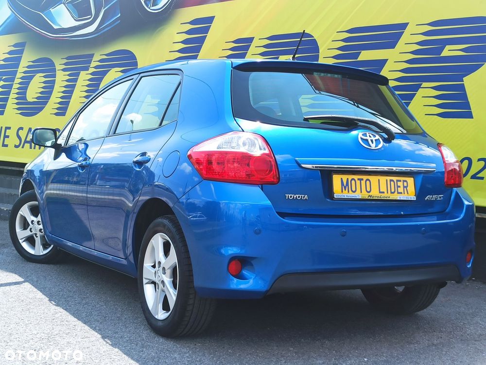 Toyota Auris - 4