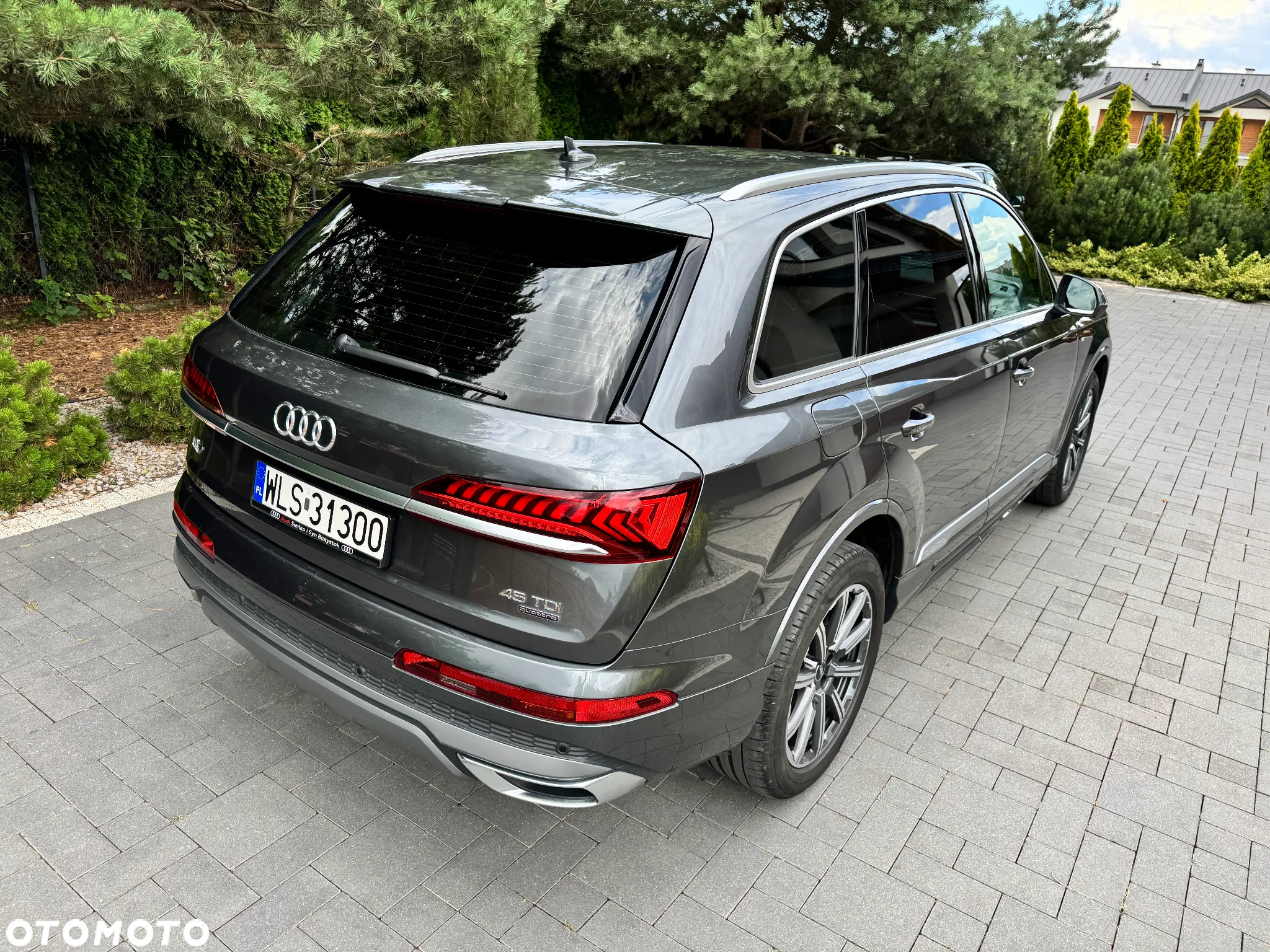 Audi Q7 - 10