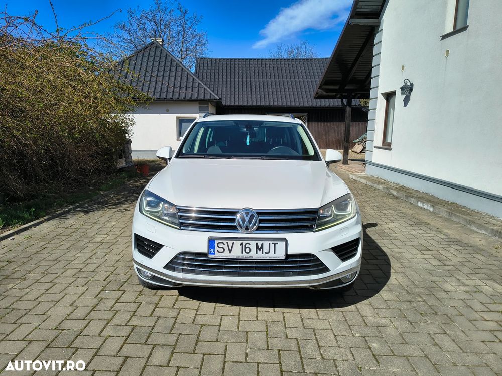 Volkswagen Touareg 3.0 V6 TDI BMT - 11