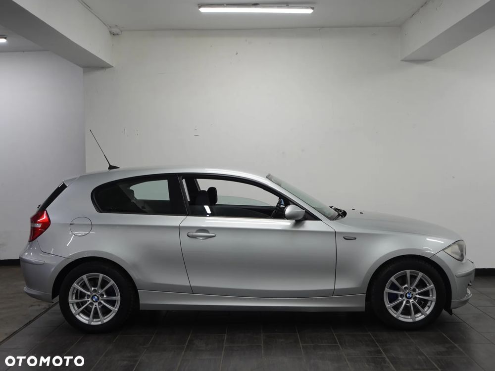 BMW Seria 1 118i - 9