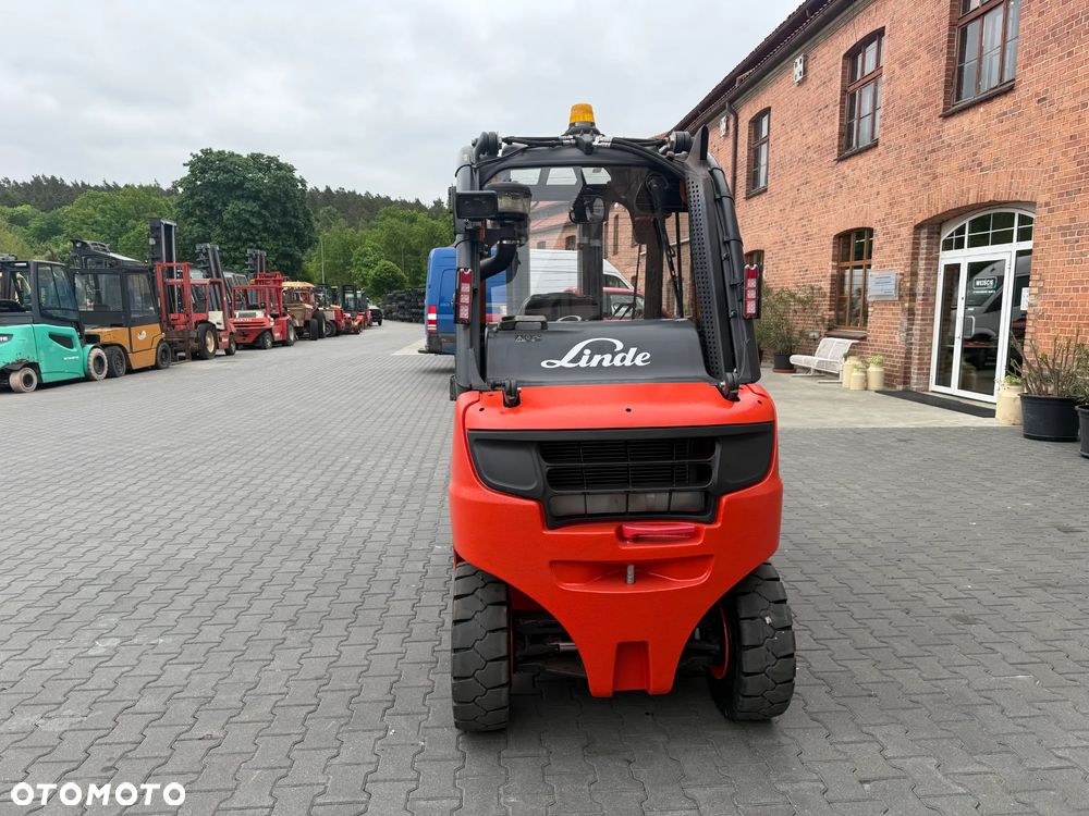 Linde H25T-02 - 4