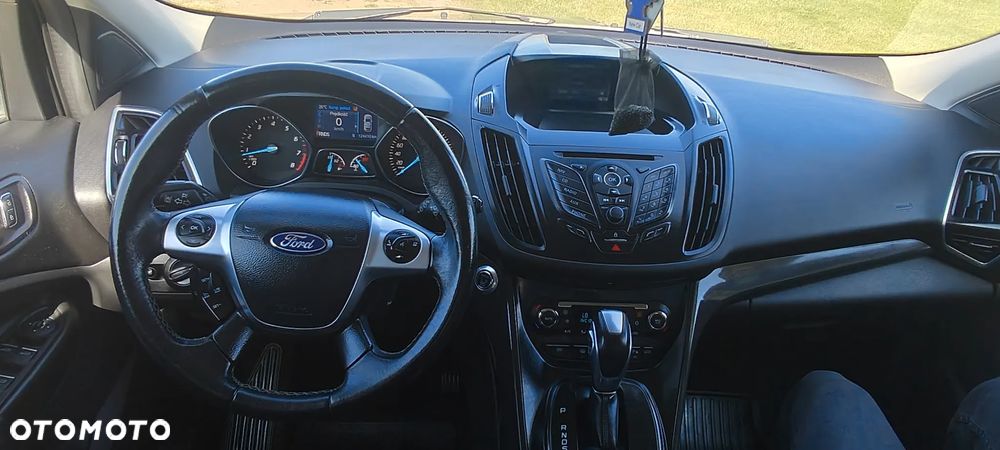 Ford Kuga - 8