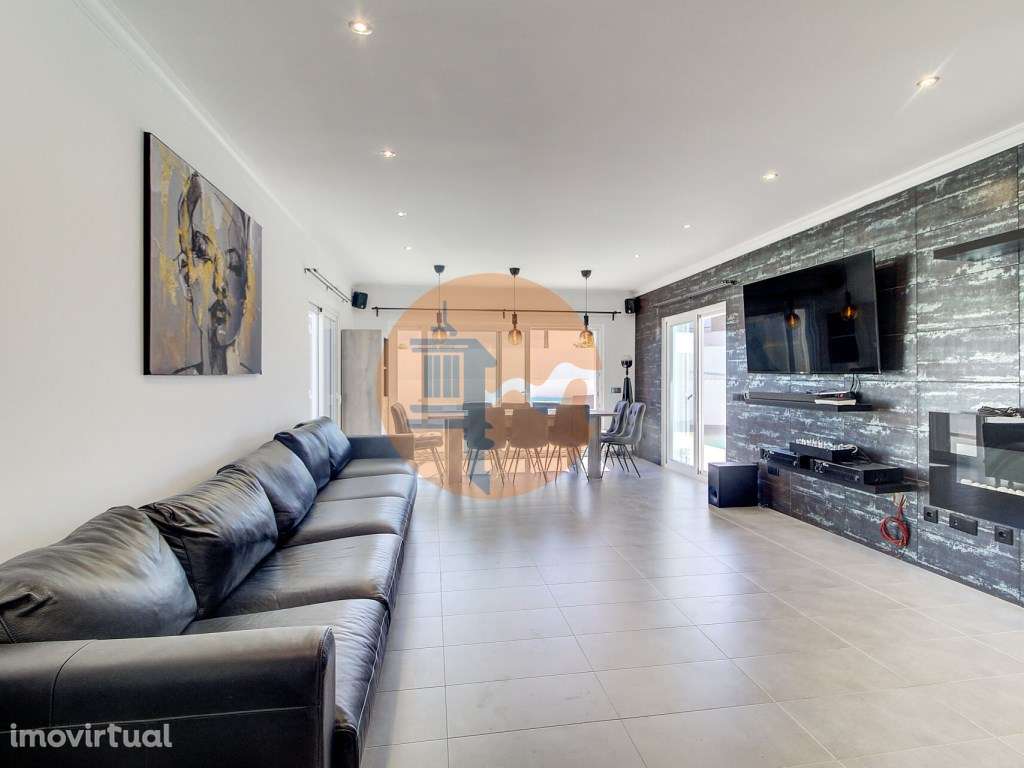 Excecional Moradia de Luxo com 4 Suítes e Piscina em Monte Francisc... - Grande imagem: 5/53