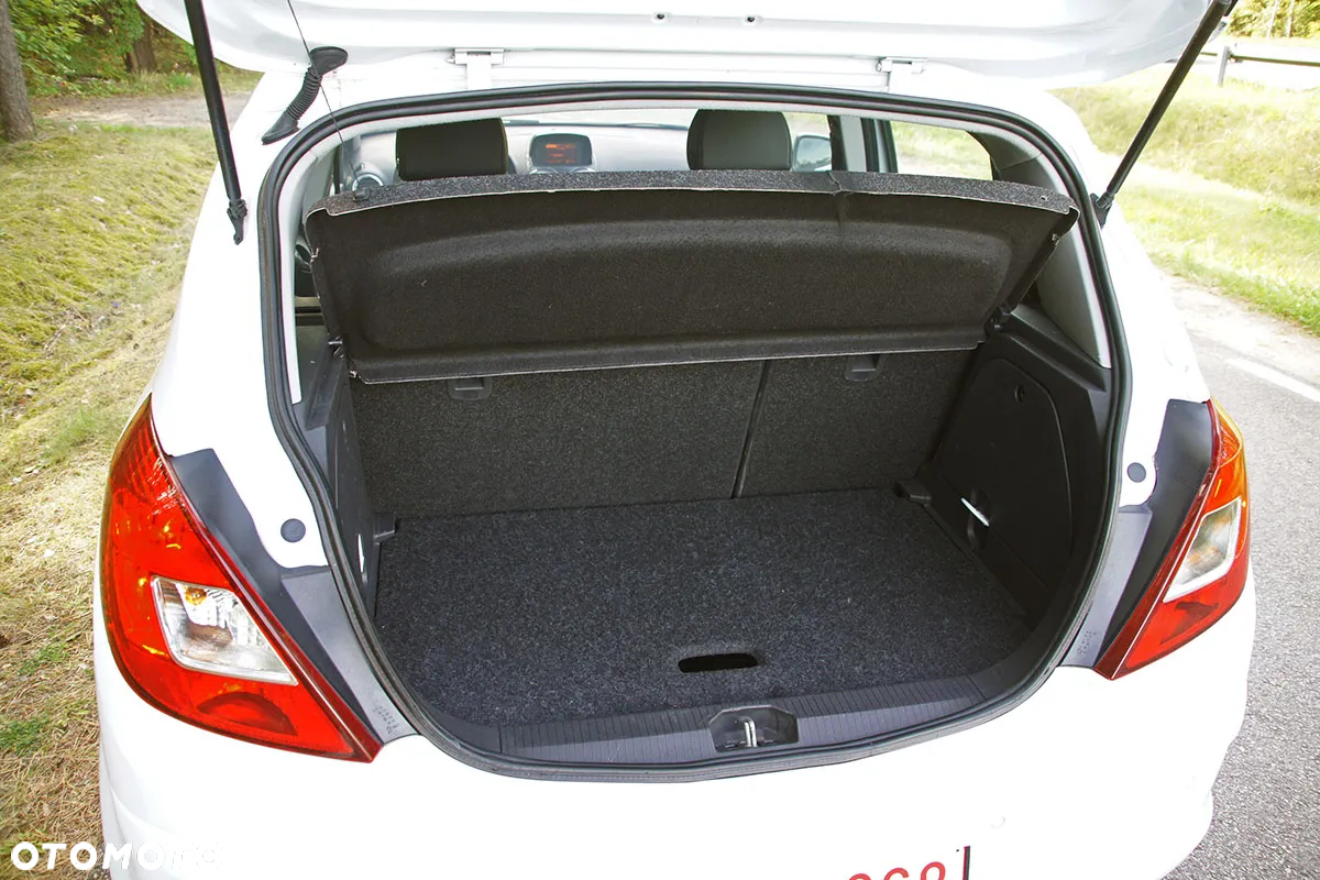 Opel Corsa 1.3 CDTI Cosmo - 17