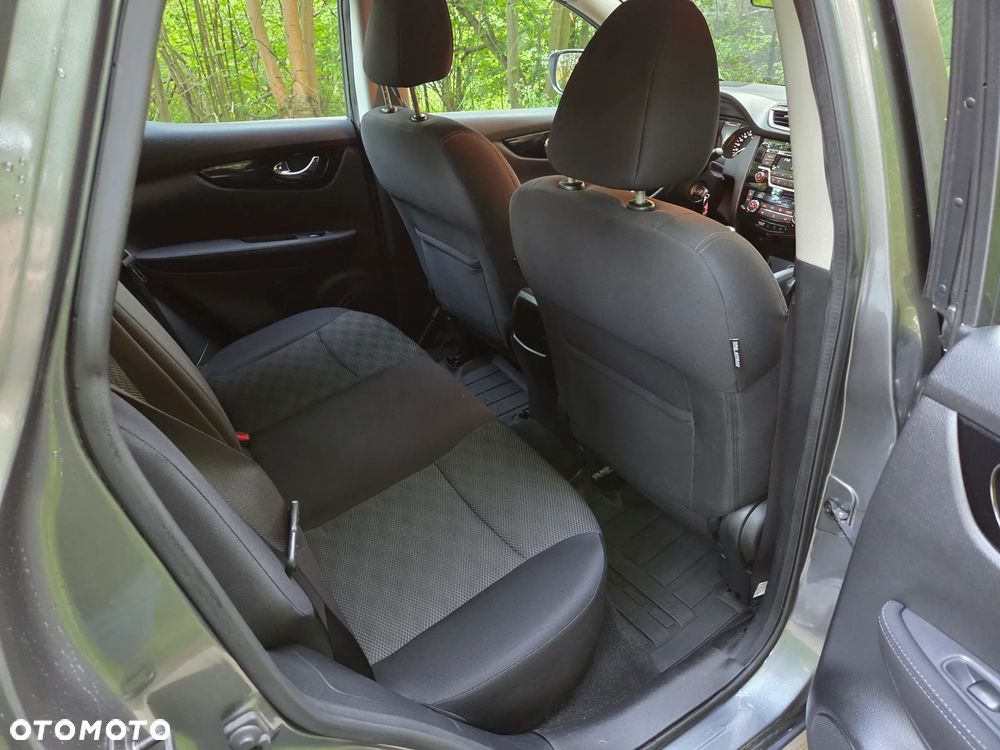 Nissan Qashqai 1.2 DIG-T Acenta EU6 - 17