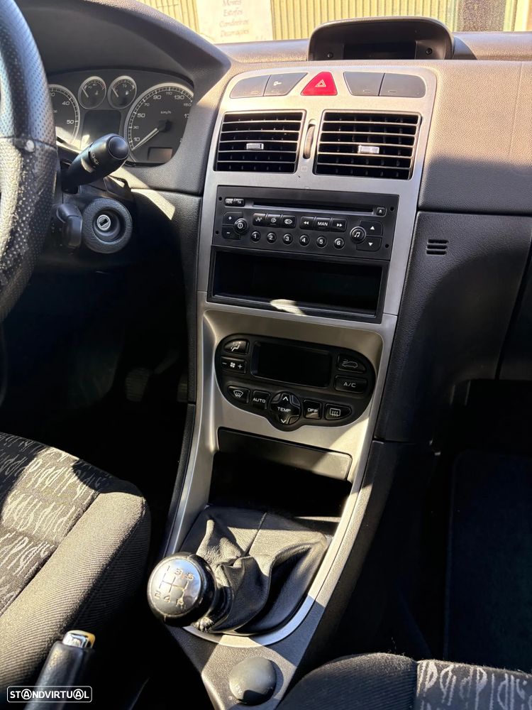 Peugeot 307 Break 1.6 HDi Navtech - 6