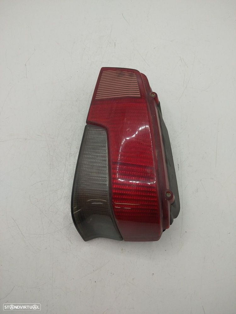 Farolim Stop Dto Peugeot 106 Ii (1A_, 1C_) - 2