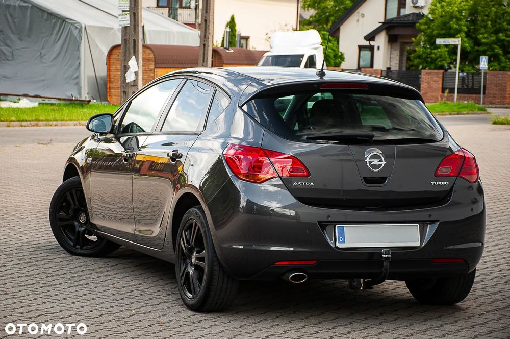 Opel Astra 1.4 Turbo Innovation - 2