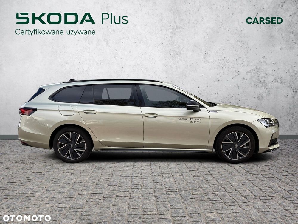Skoda Superb 2.0 TSI Sportline DSG - 9